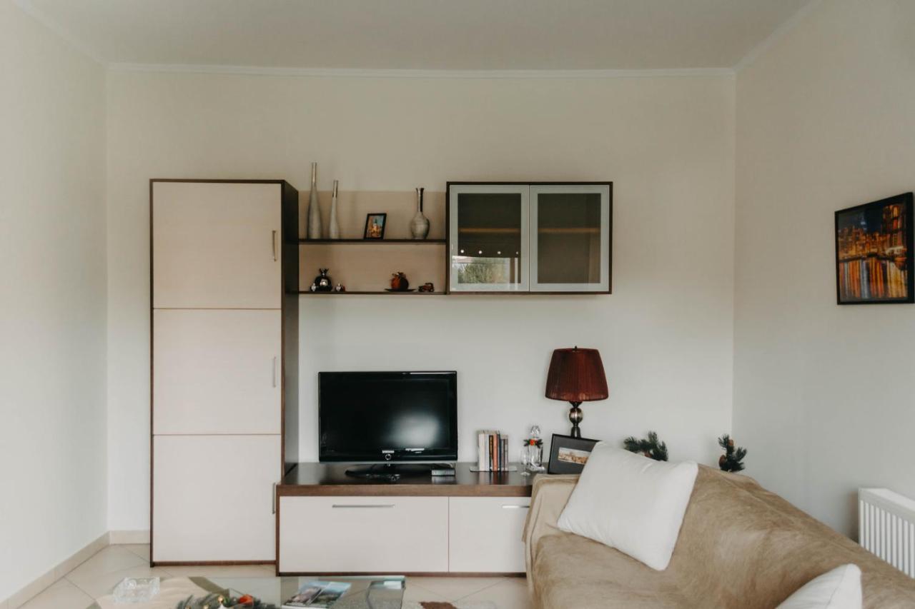 Dimsim Home-σπίτι με όνομα Apartment *