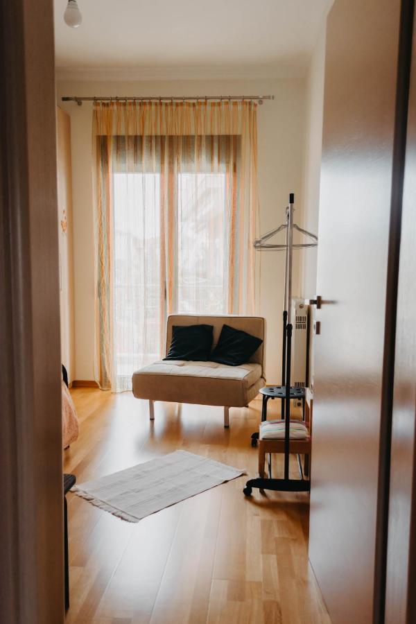 Dimsim Home-σπίτι με όνομα Apartment